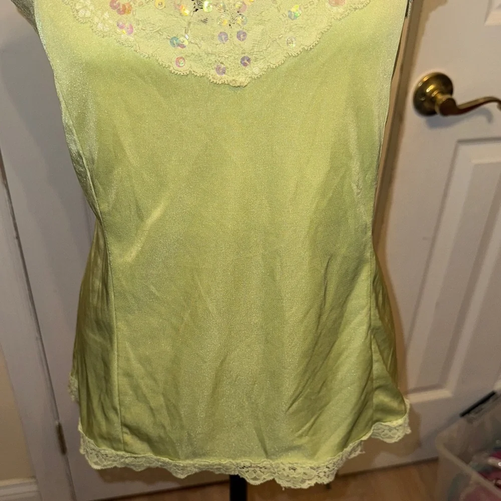 Elegant Light Green Camisole with Floral Details - Picture 3 of 16